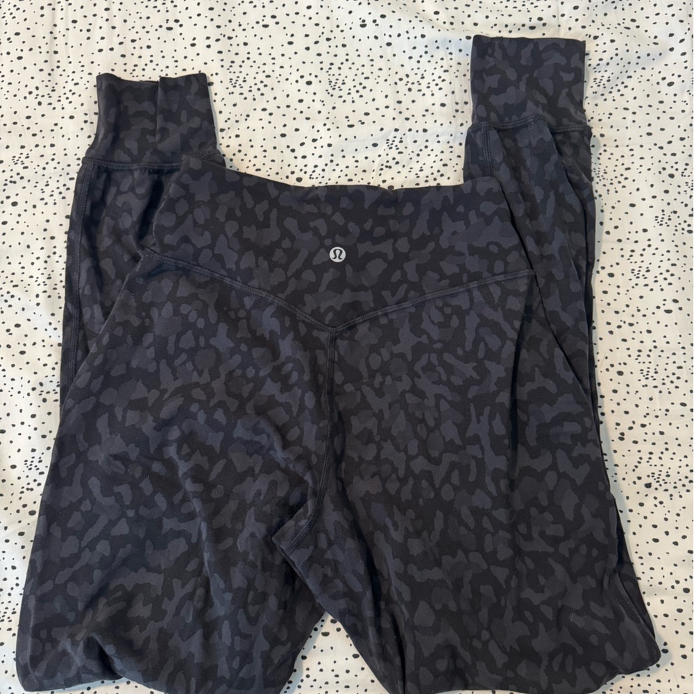 EUC align joggers size 4